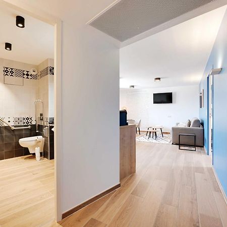 Residence Du Parc Vanves - Rooftop & Climatisation Exteriér fotografie