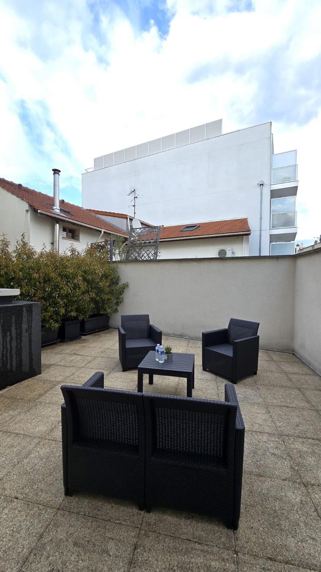 Residence Du Parc Vanves - Rooftop & Climatisation Exteriér fotografie