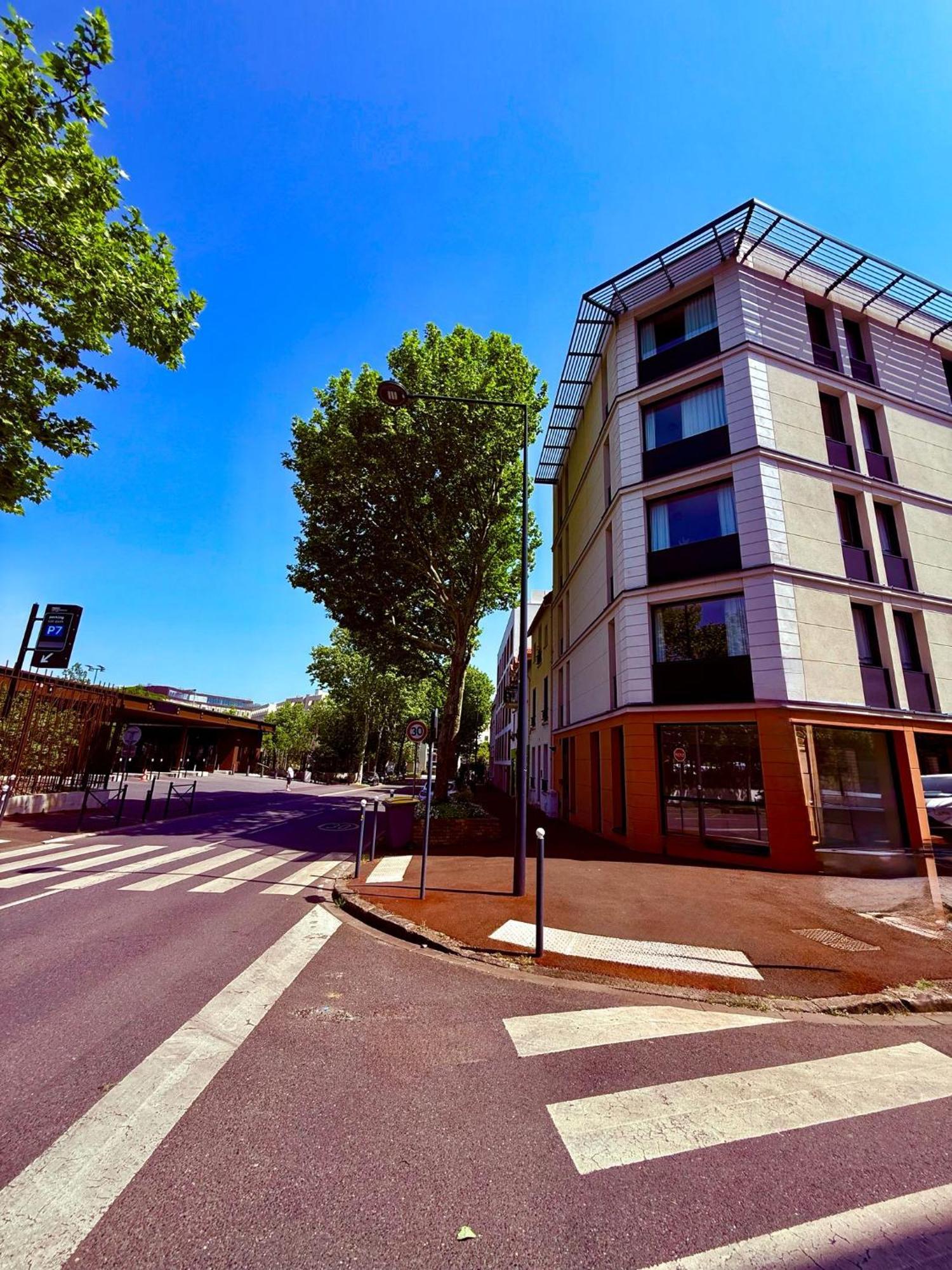 Residence Du Parc Vanves - Rooftop & Climatisation Exteriér fotografie